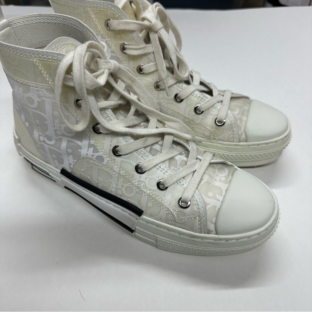 Dior Authentic M-B23 Oblique High-Top Sneaker - Picture 2 of 9